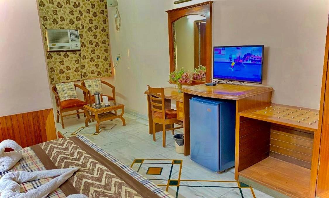 Hotel C Park - Karol Bagh, New Delhi ภายนอก รูปภาพ